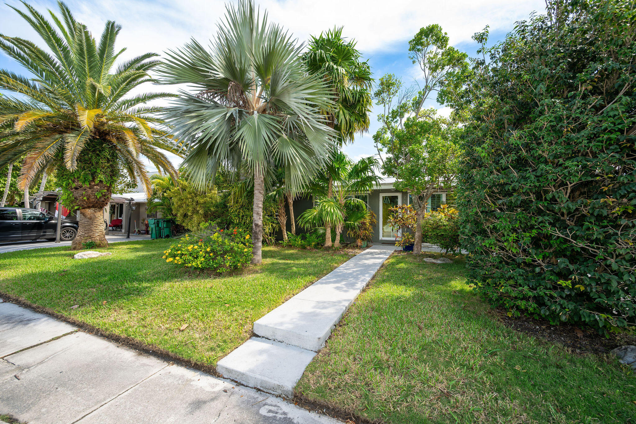 2514 Flagler Avenue Property Photo 1