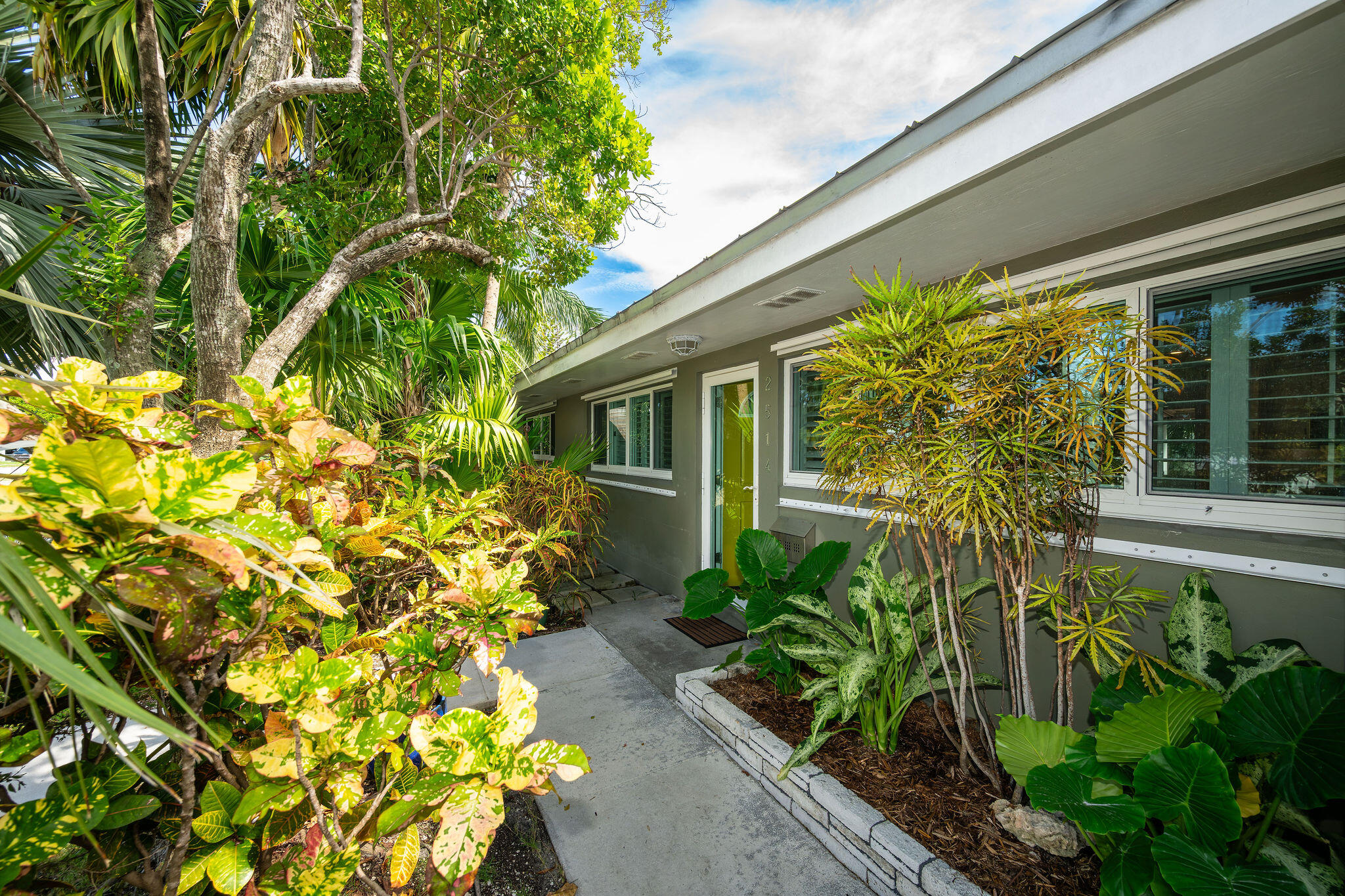 2514 Flagler Avenue Property Photo 5