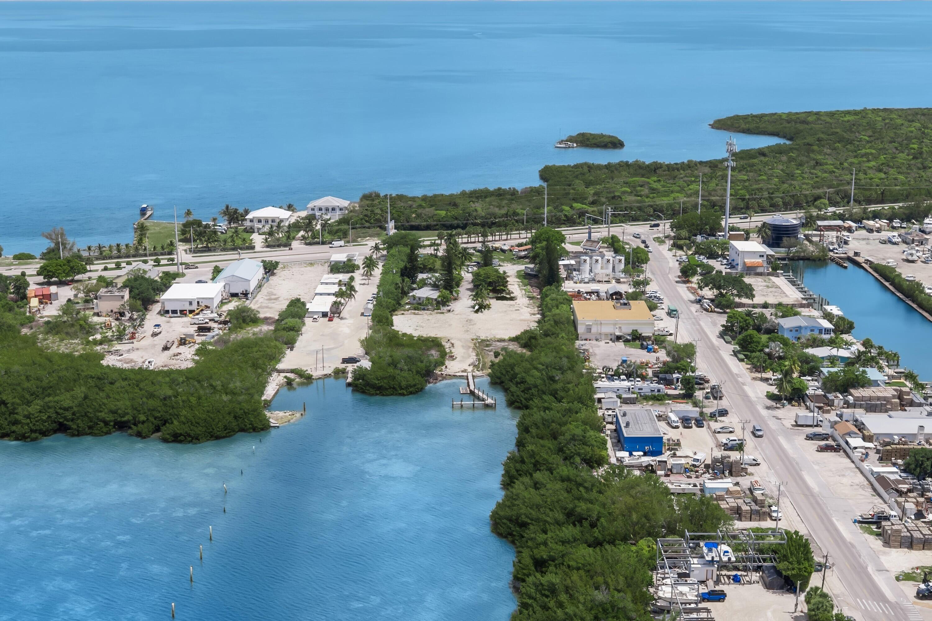 13755 Overseas Highway Property Photo 4