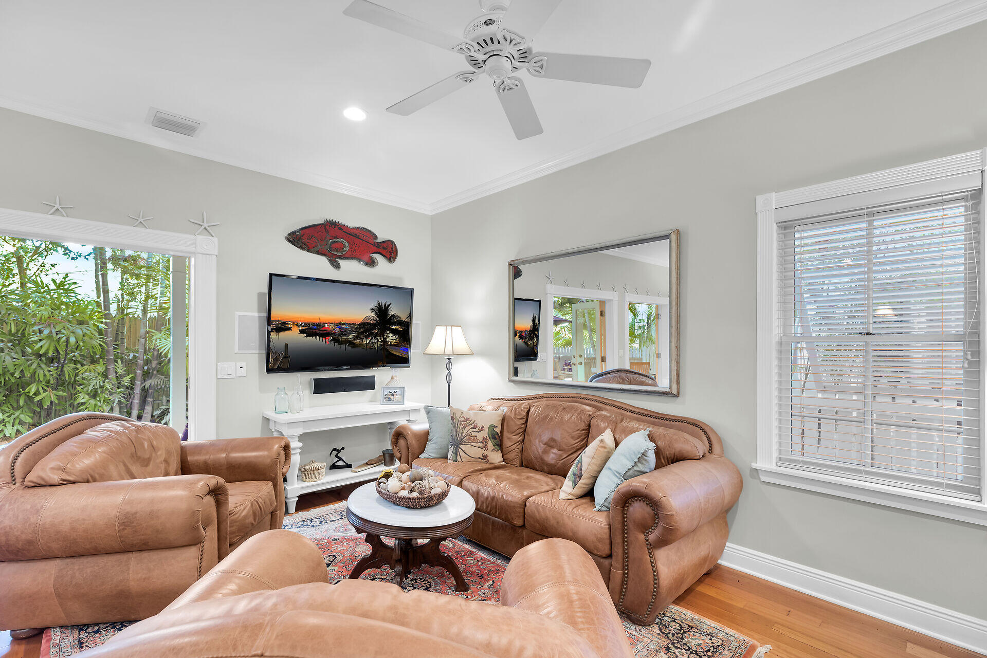 410 Louisa Street Property Photo 11