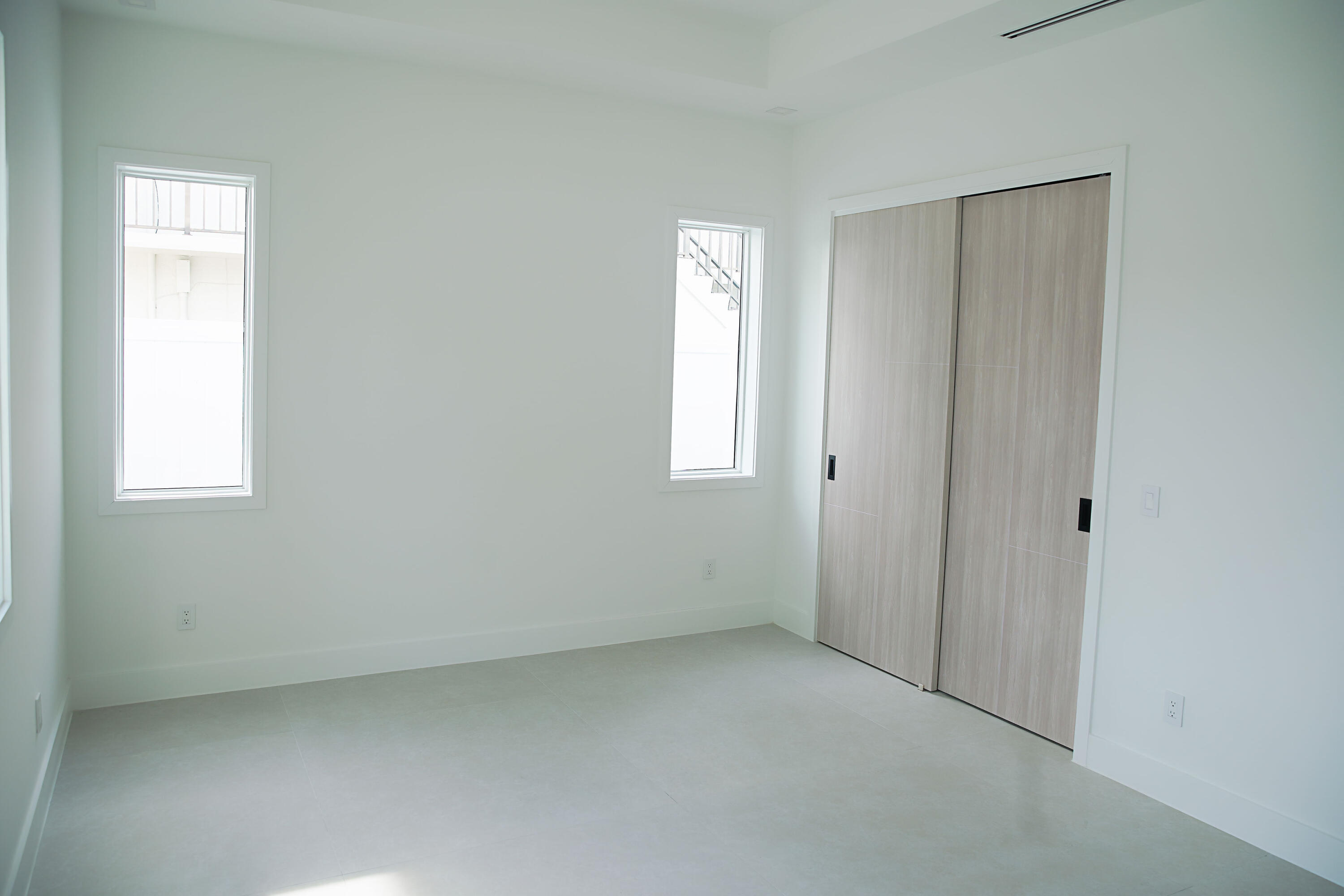 259 Saint Thomas Avenue Property Photo 11
