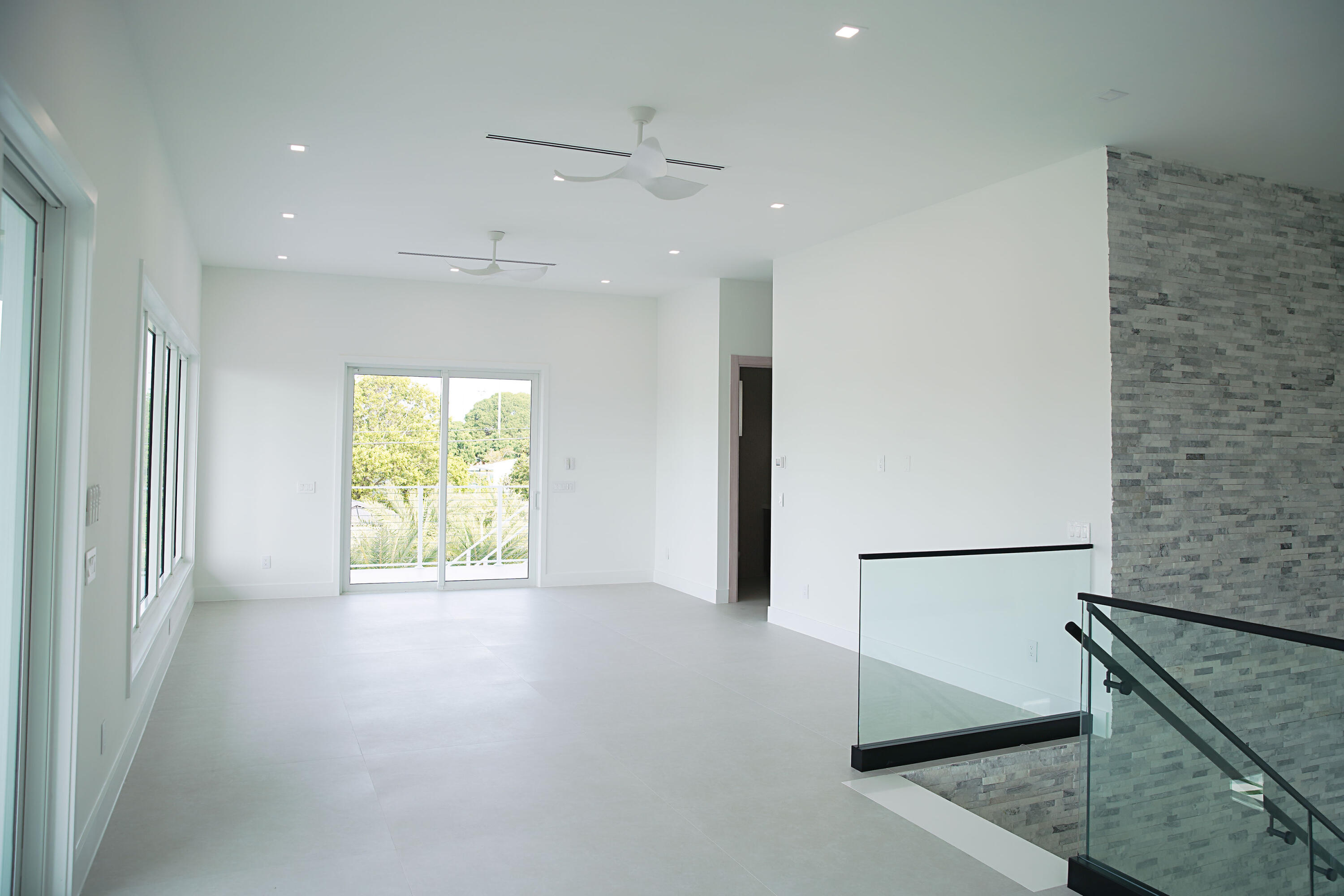 259 Saint Thomas Avenue Property Photo 15