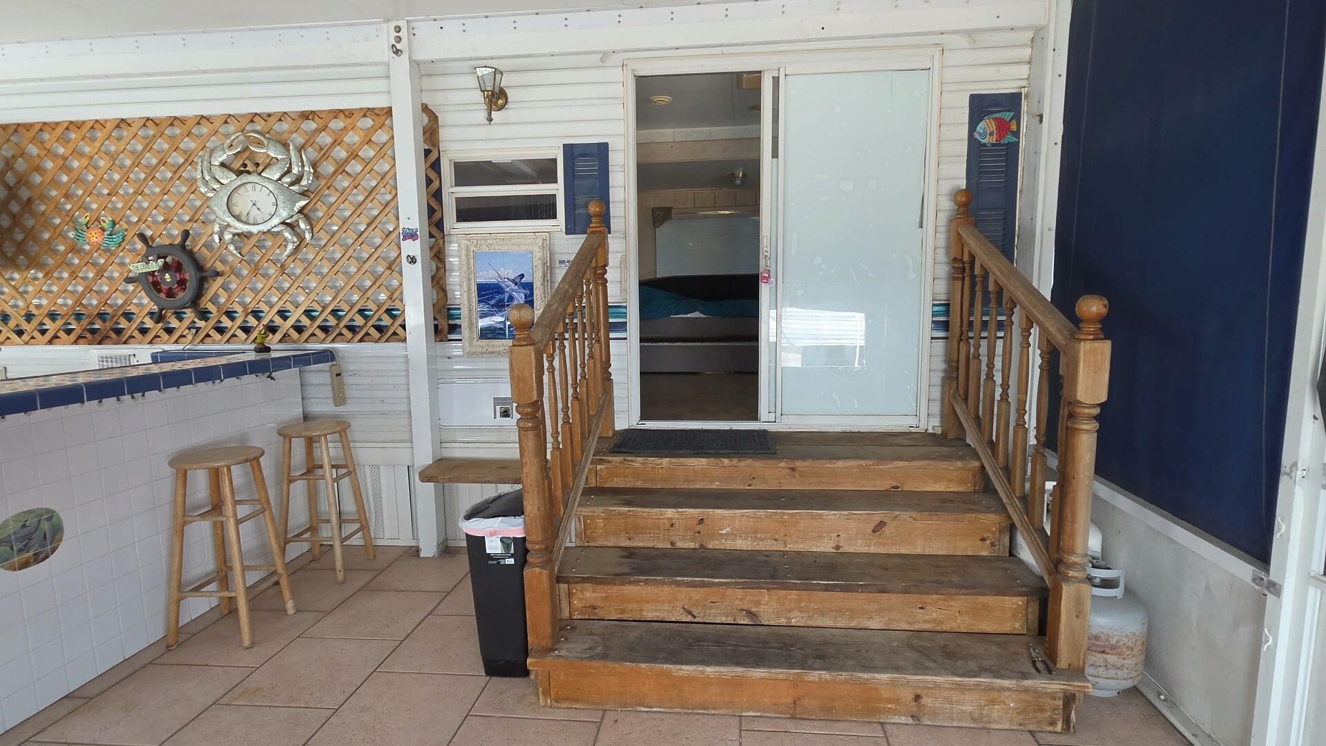 325 Calusa Street # 439 Property Photo 5