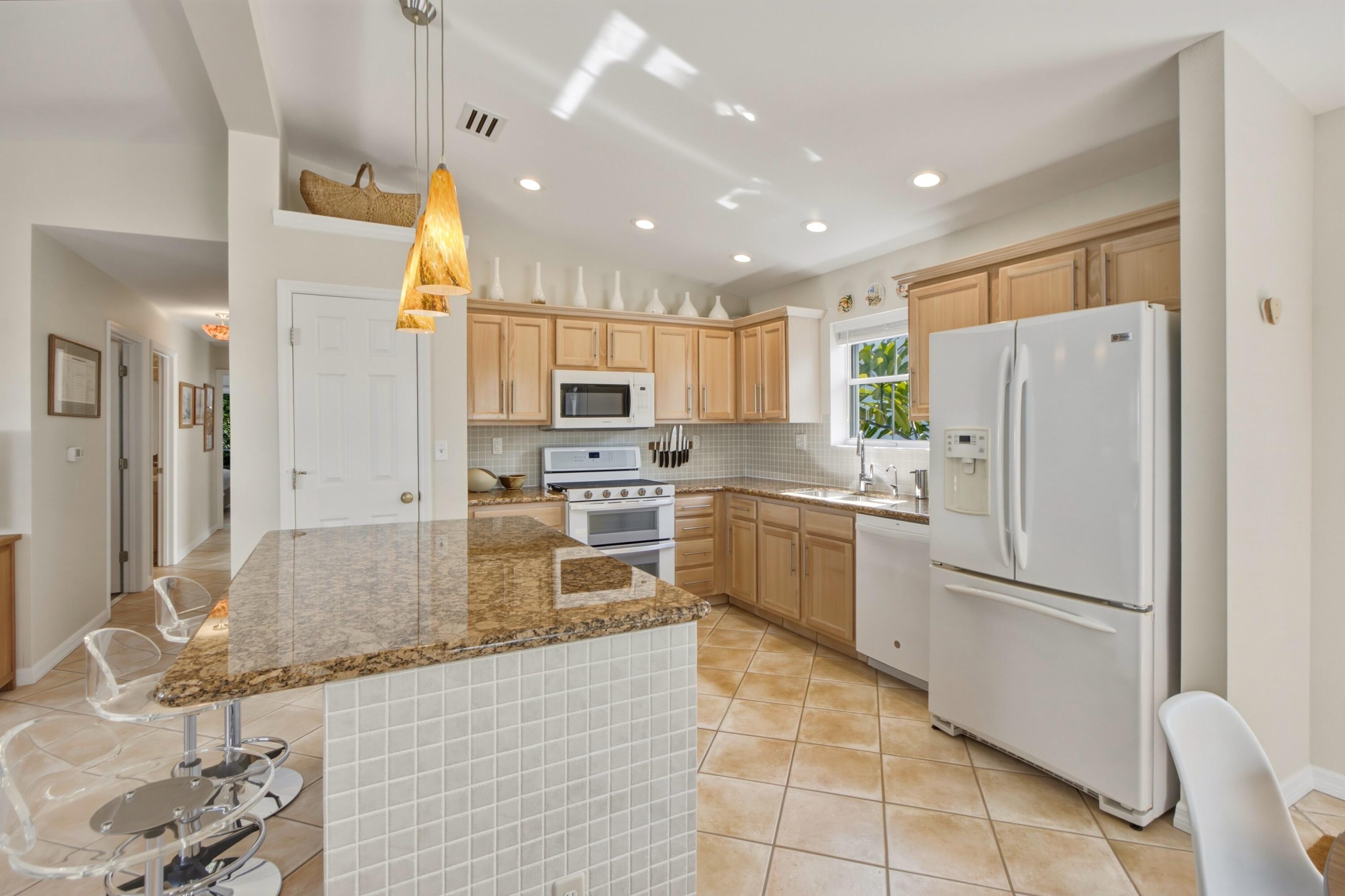 3315 Donald Avenue Property Photo 4