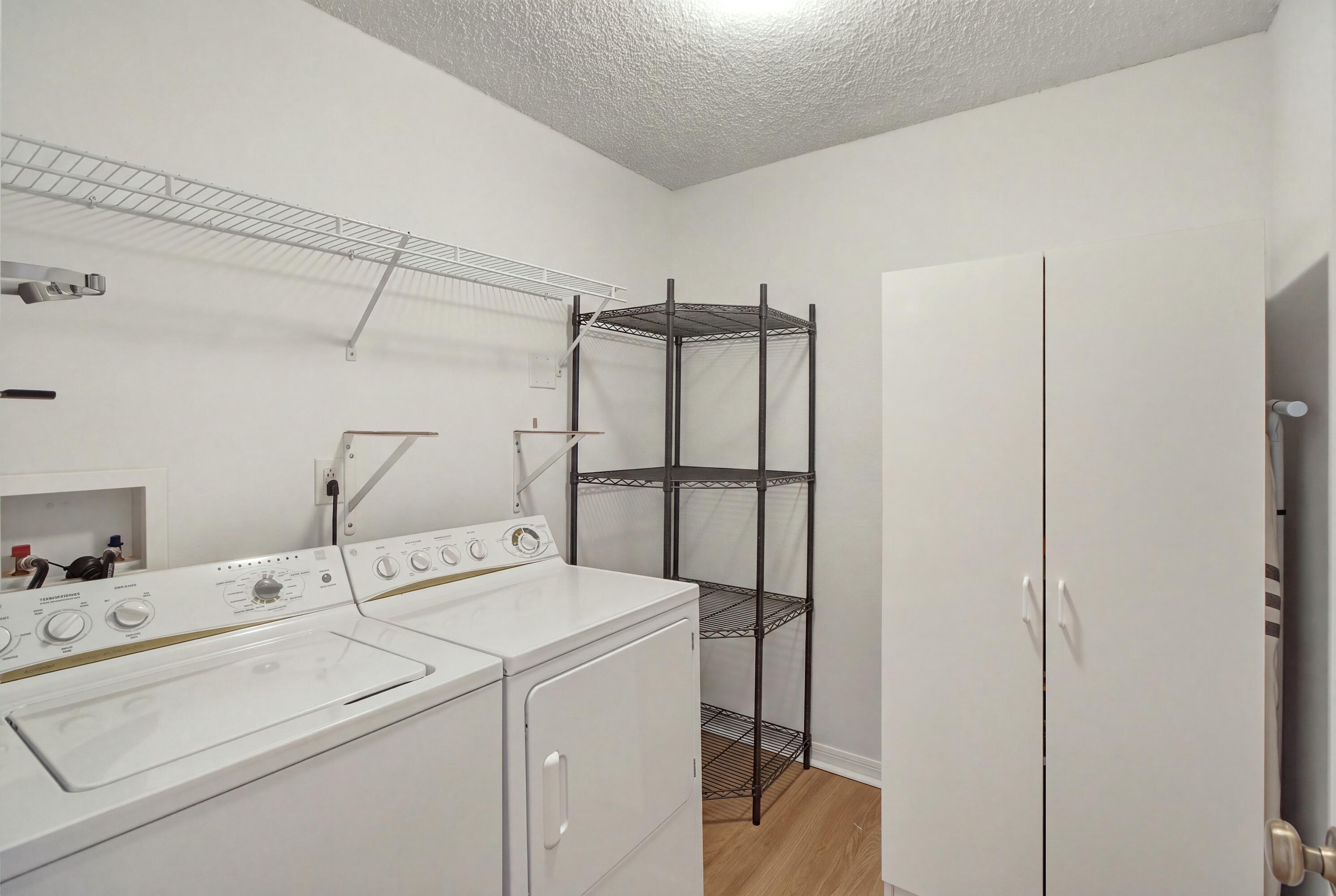 3315 Donald Avenue Property Photo 14
