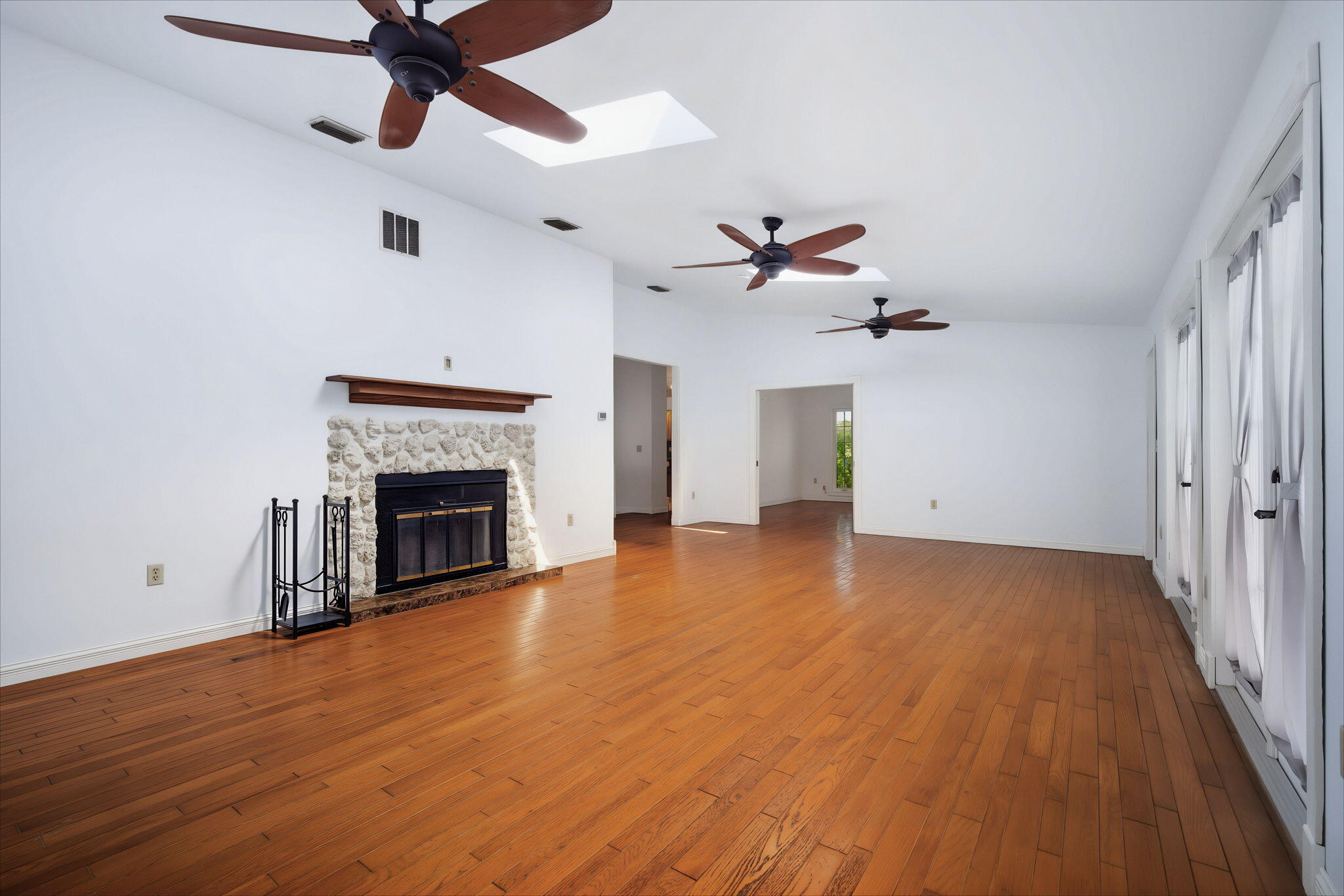 29688 Forrestal Avenue Property Photo 5