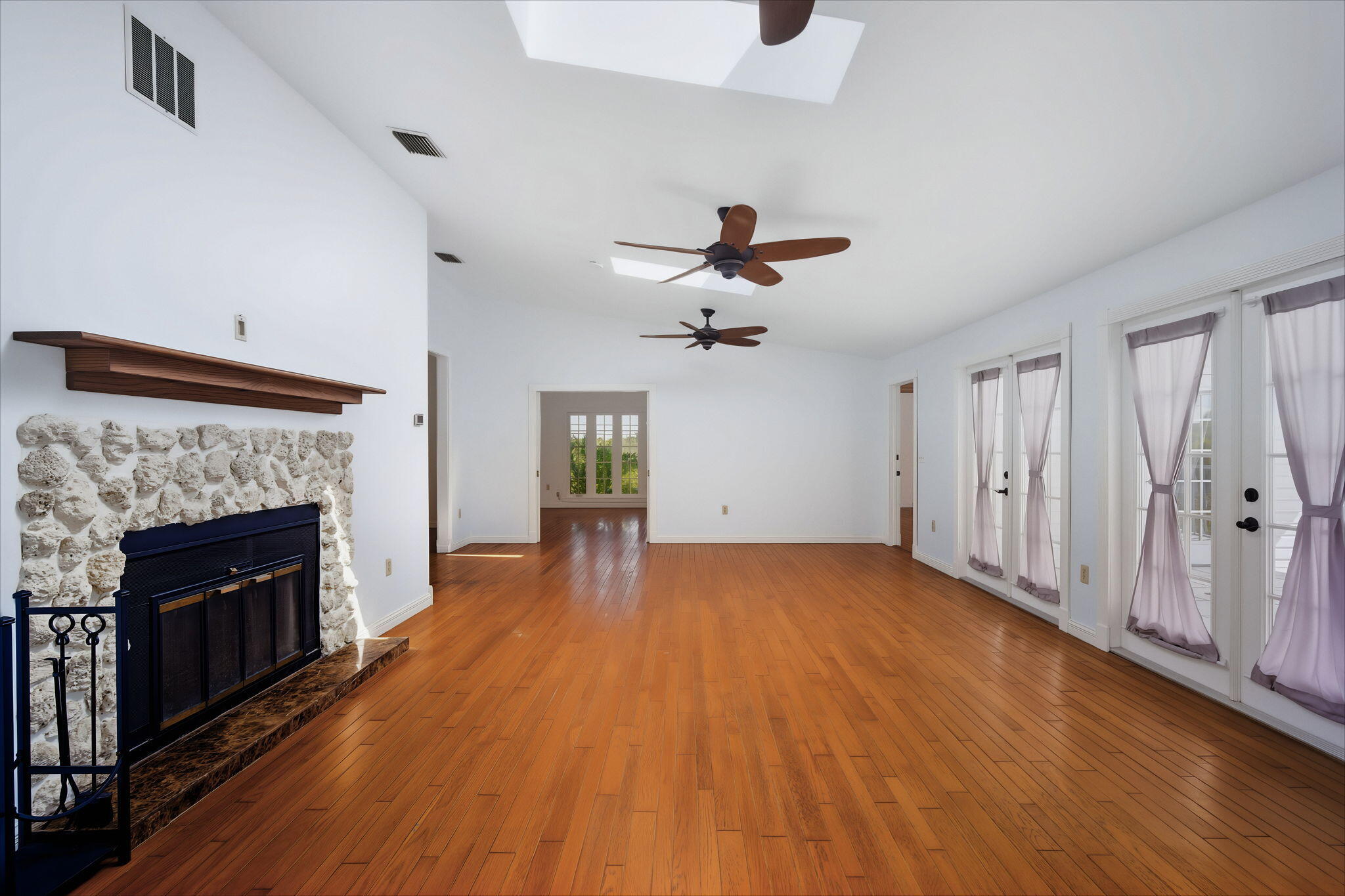 29688 Forrestal Avenue Property Photo 10
