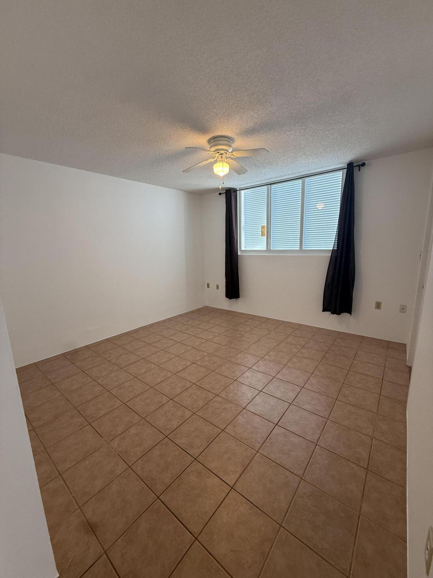 3930 S Roosevelt Boulevard S414 Property Photo 7