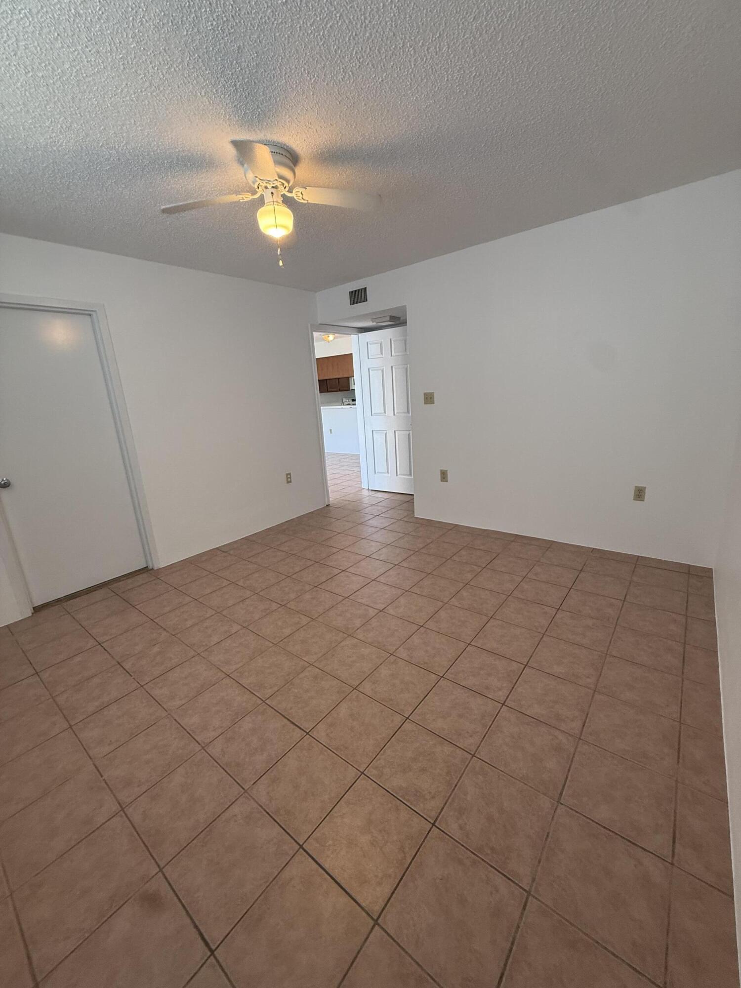 3930 S Roosevelt Boulevard S414 Property Photo 8