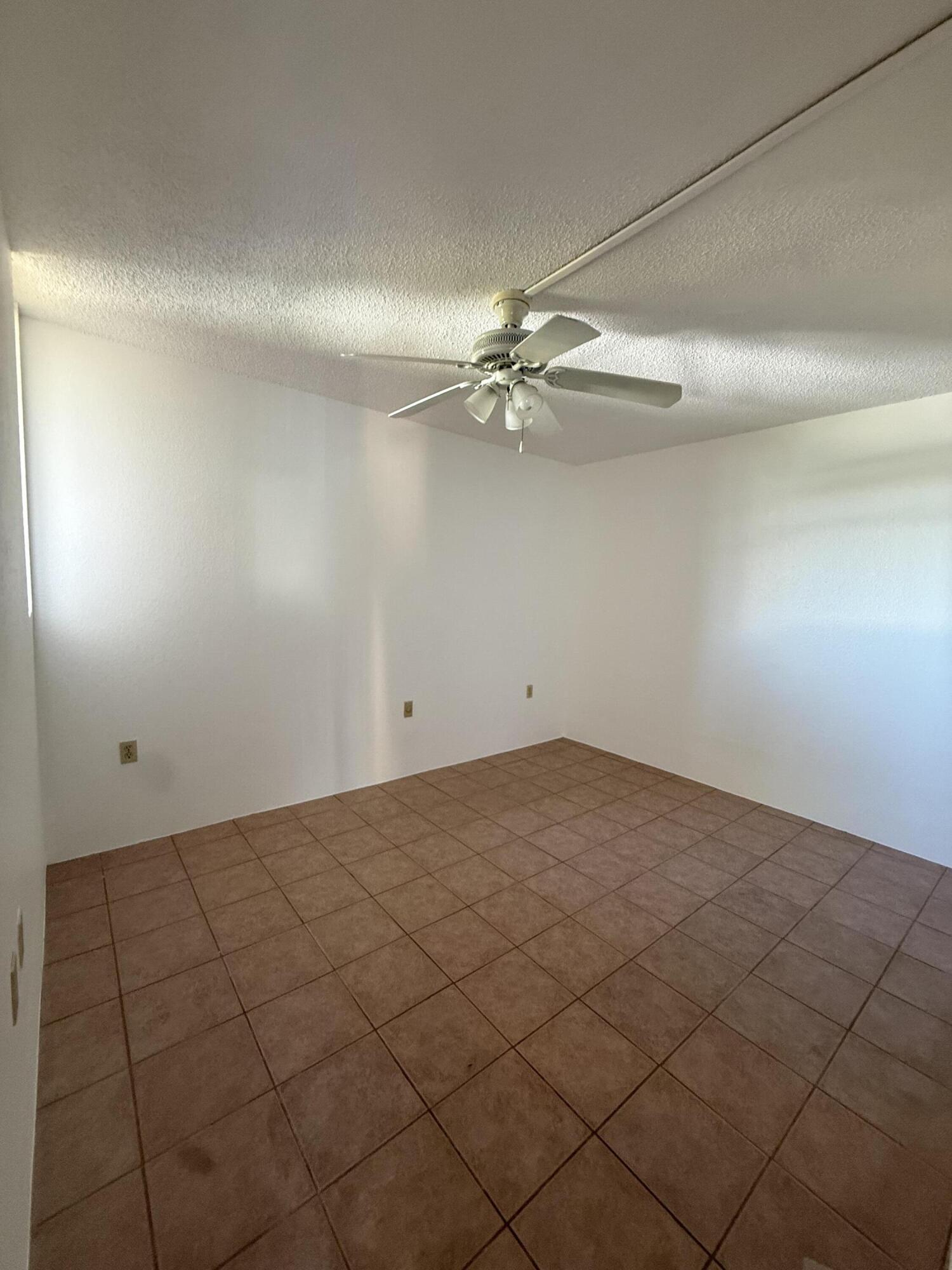 3930 S Roosevelt Boulevard S414 Property Photo 11