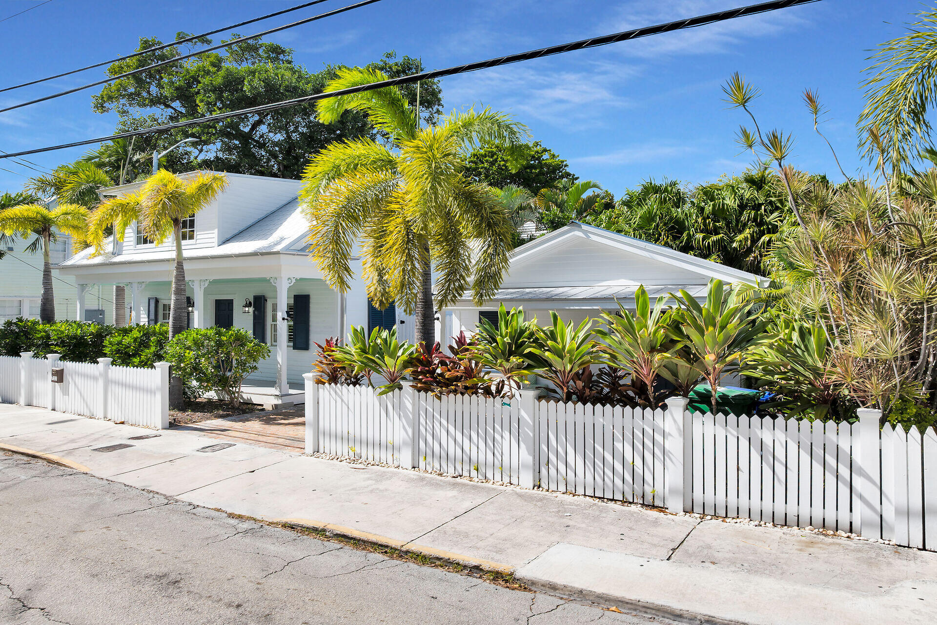 711 Olivia Street Property Photo 42
