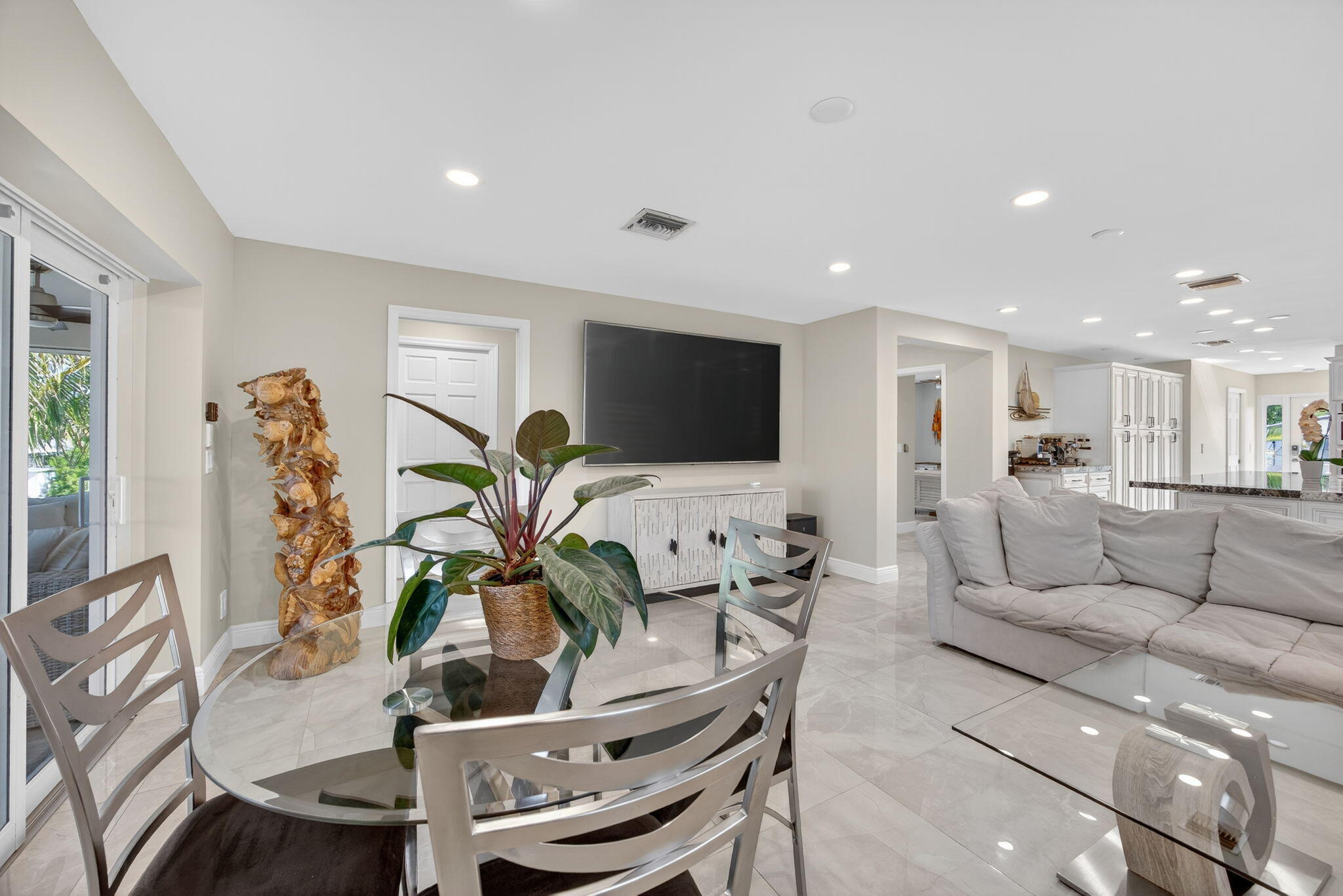 27385 Saint Lucie Lane Property Photo 11