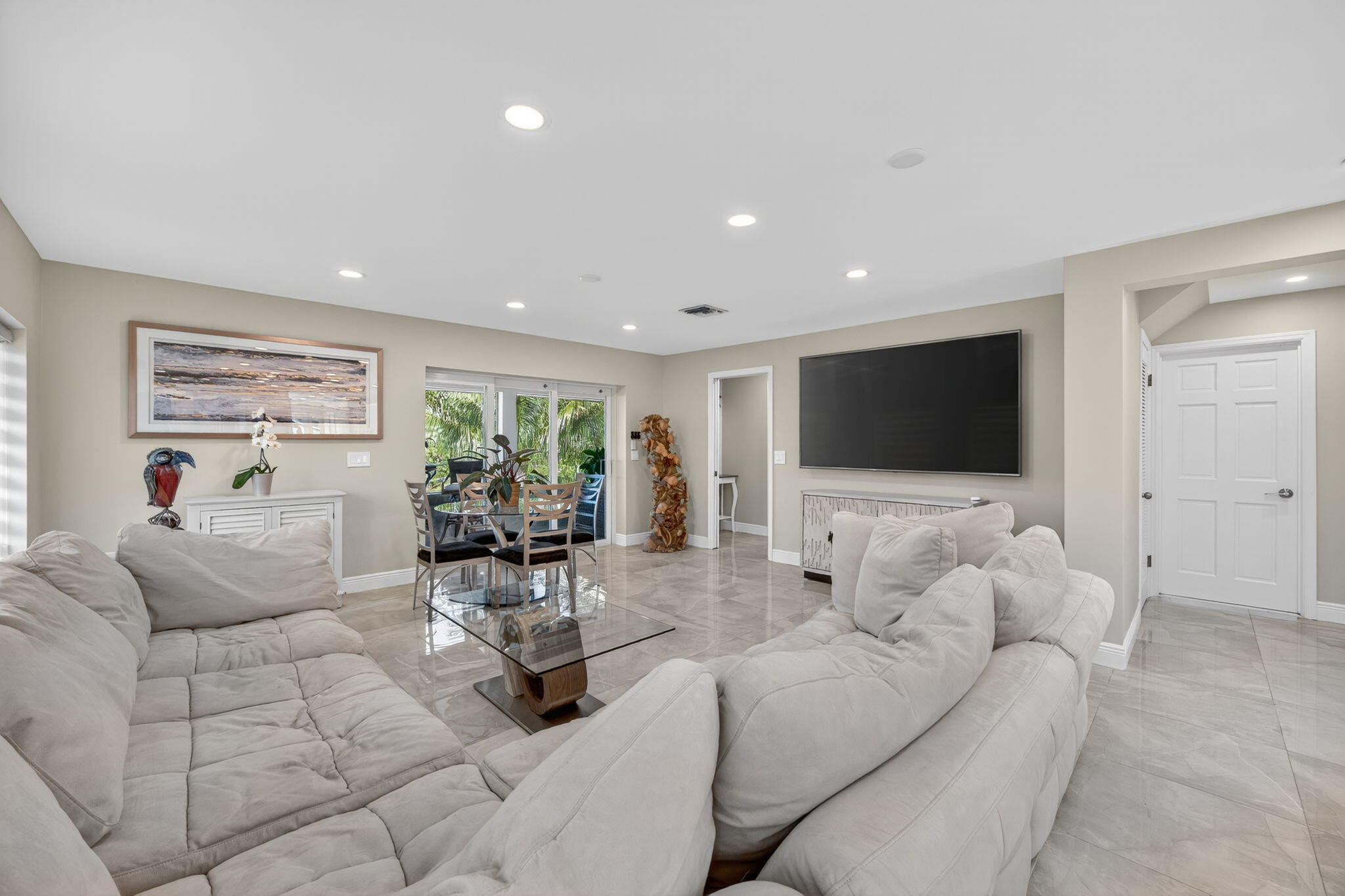 27385 Saint Lucie Lane Property Photo 12