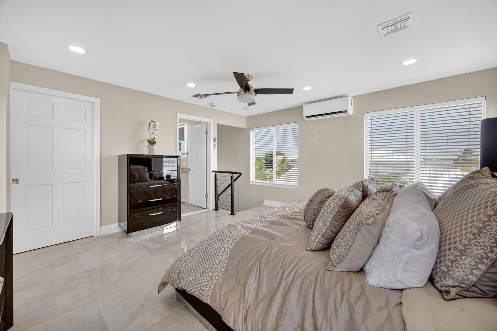 27385 Saint Lucie Lane Property Photo 17