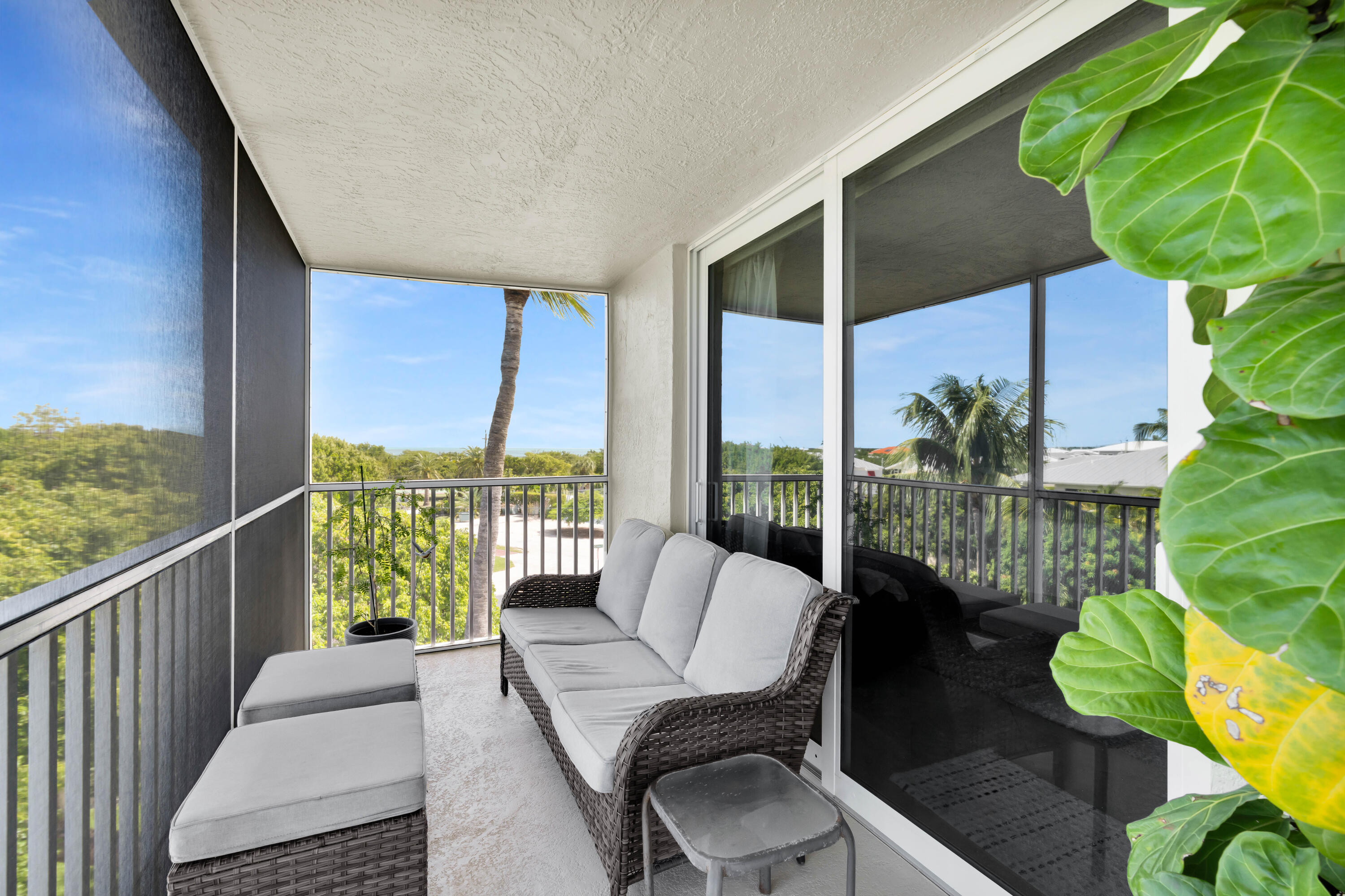 130 Coco Plum Drive 404 Property Photo 8