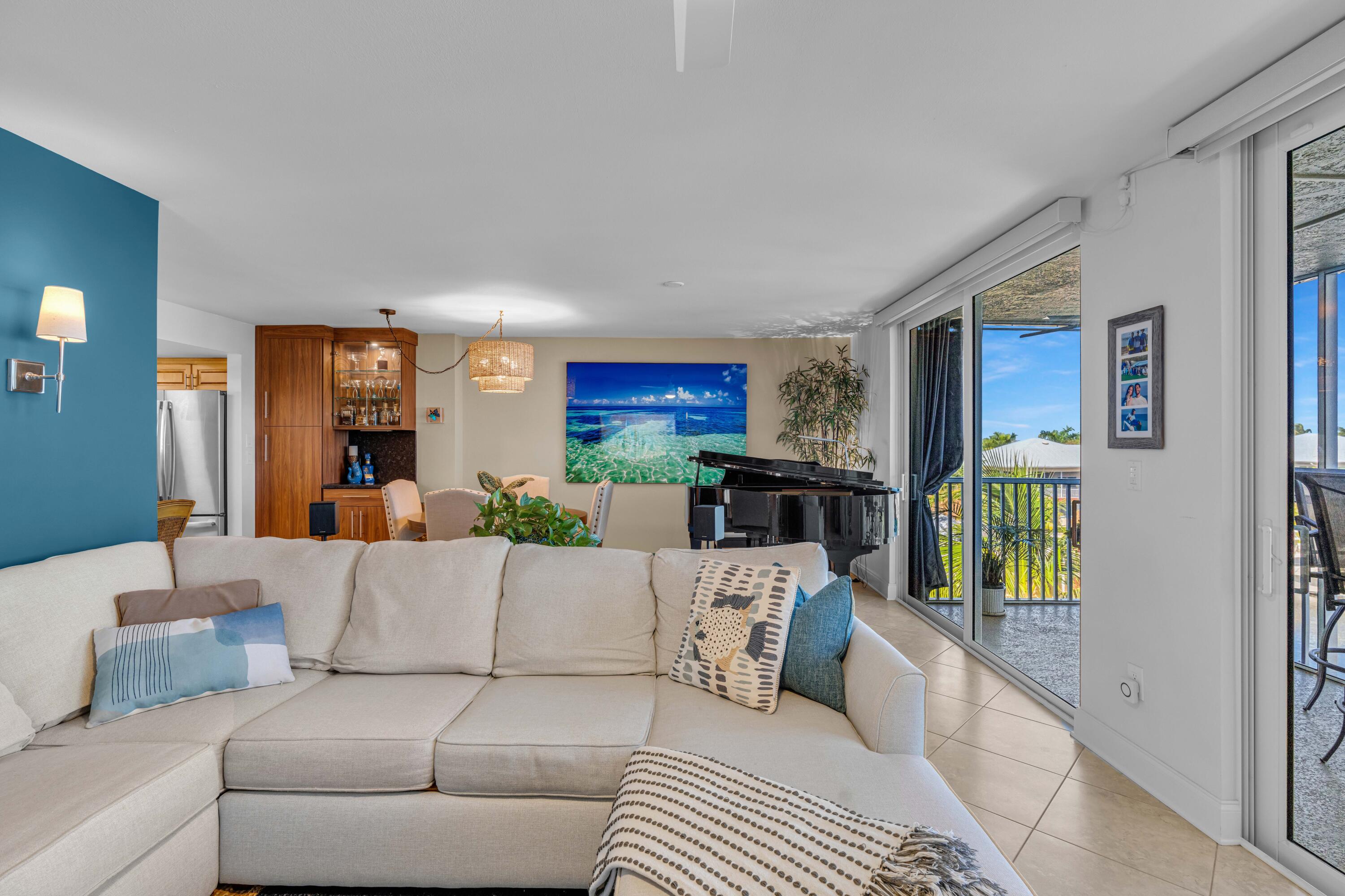 130 Coco Plum Drive 404 Property Photo 10