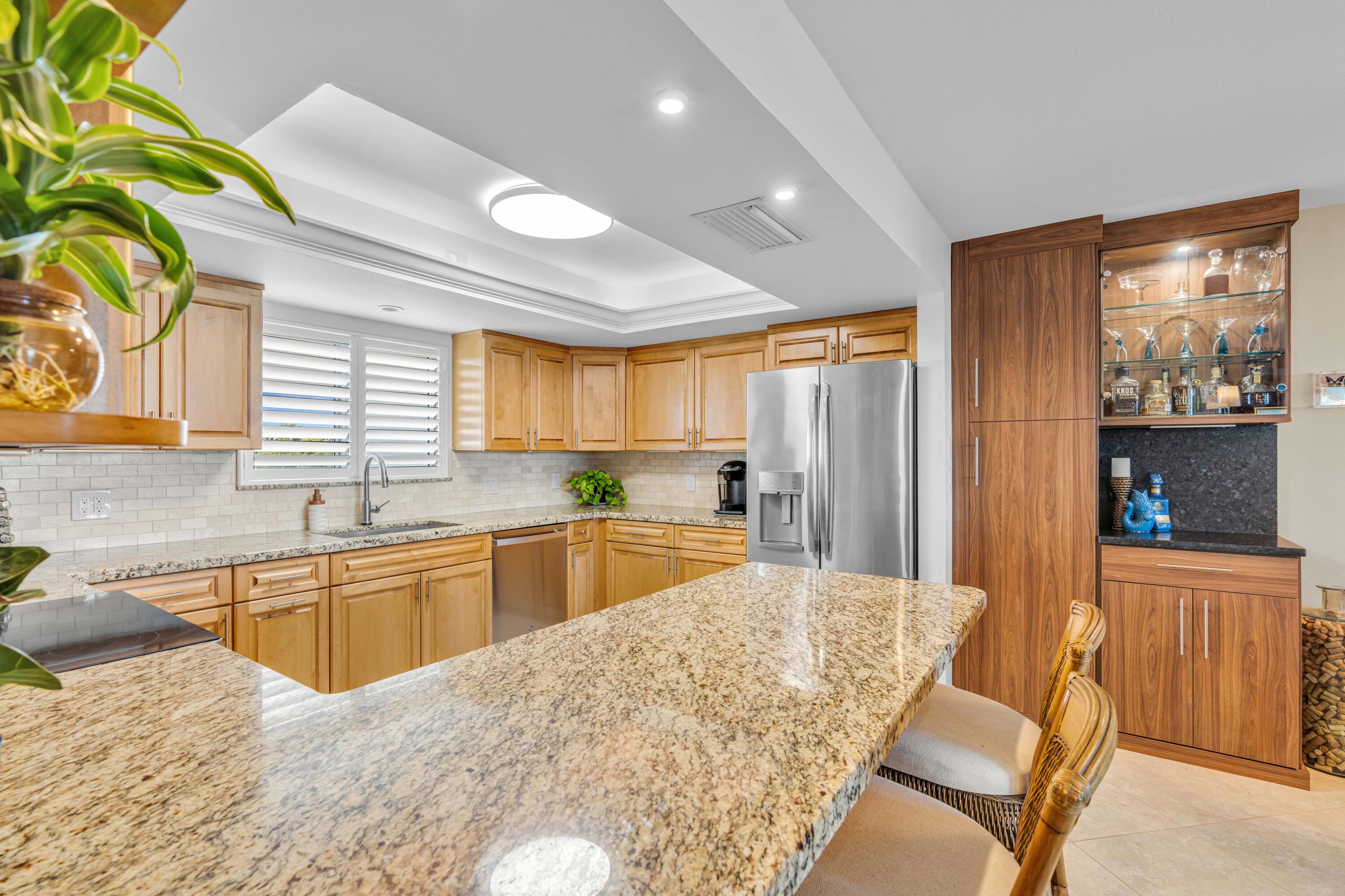 130 Coco Plum Drive 404 Property Photo 17