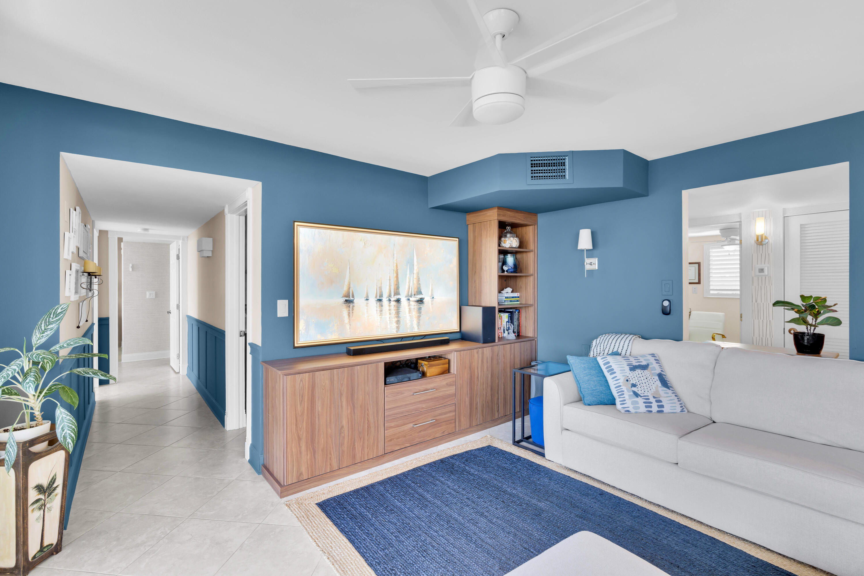 130 Coco Plum Drive 404 Property Photo 20