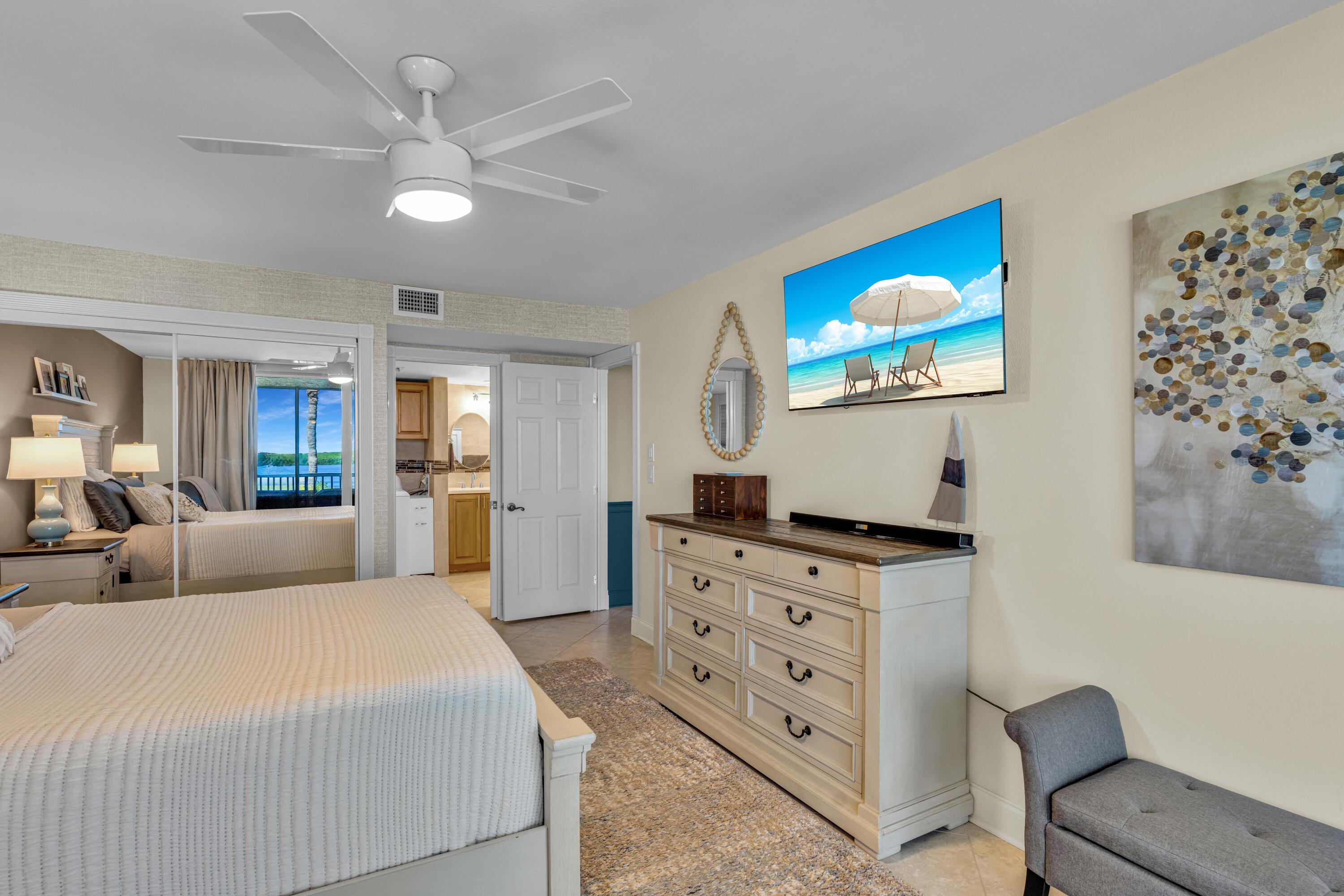 130 Coco Plum Drive 404 Property Photo 24