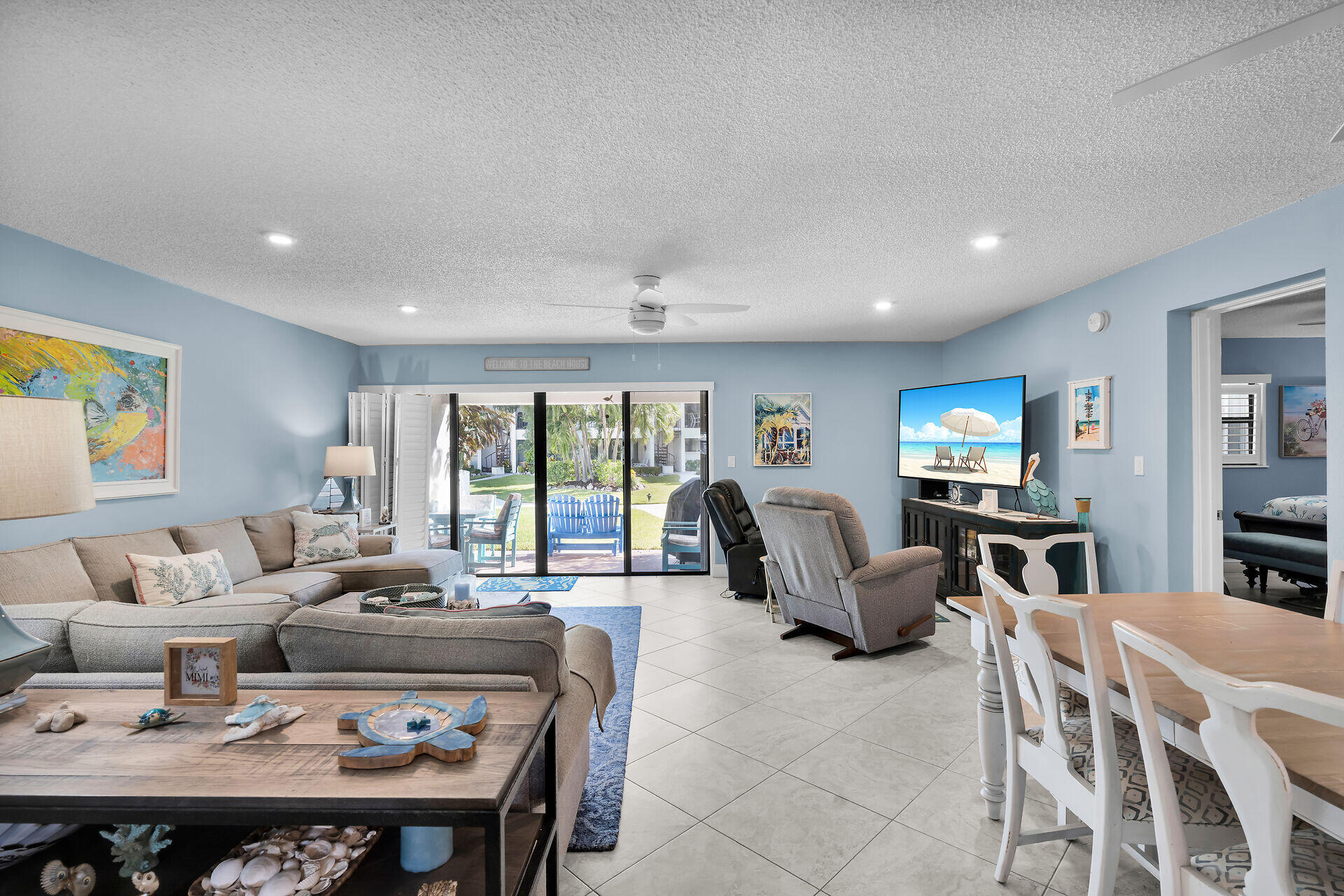601 W Ocean Drive 302 Property Photo 4