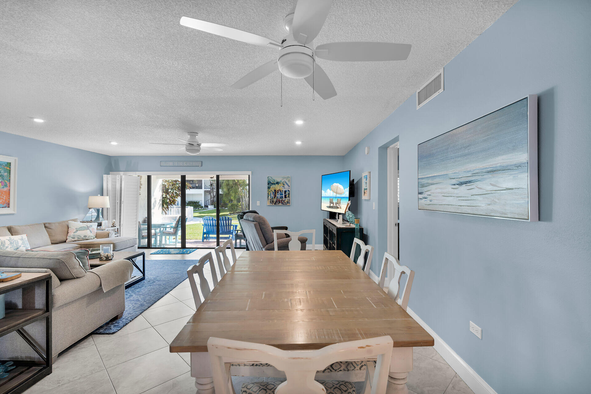 601 W Ocean Drive 302 Property Photo 5