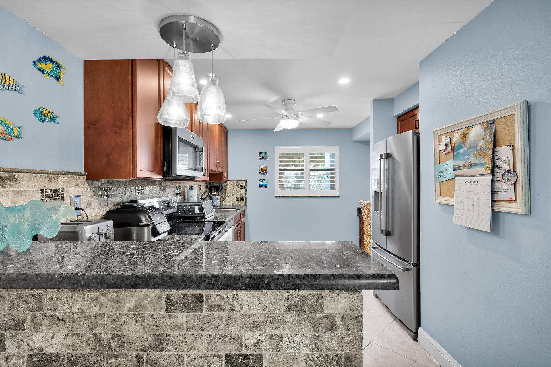 601 W Ocean Drive 302 Property Photo 10