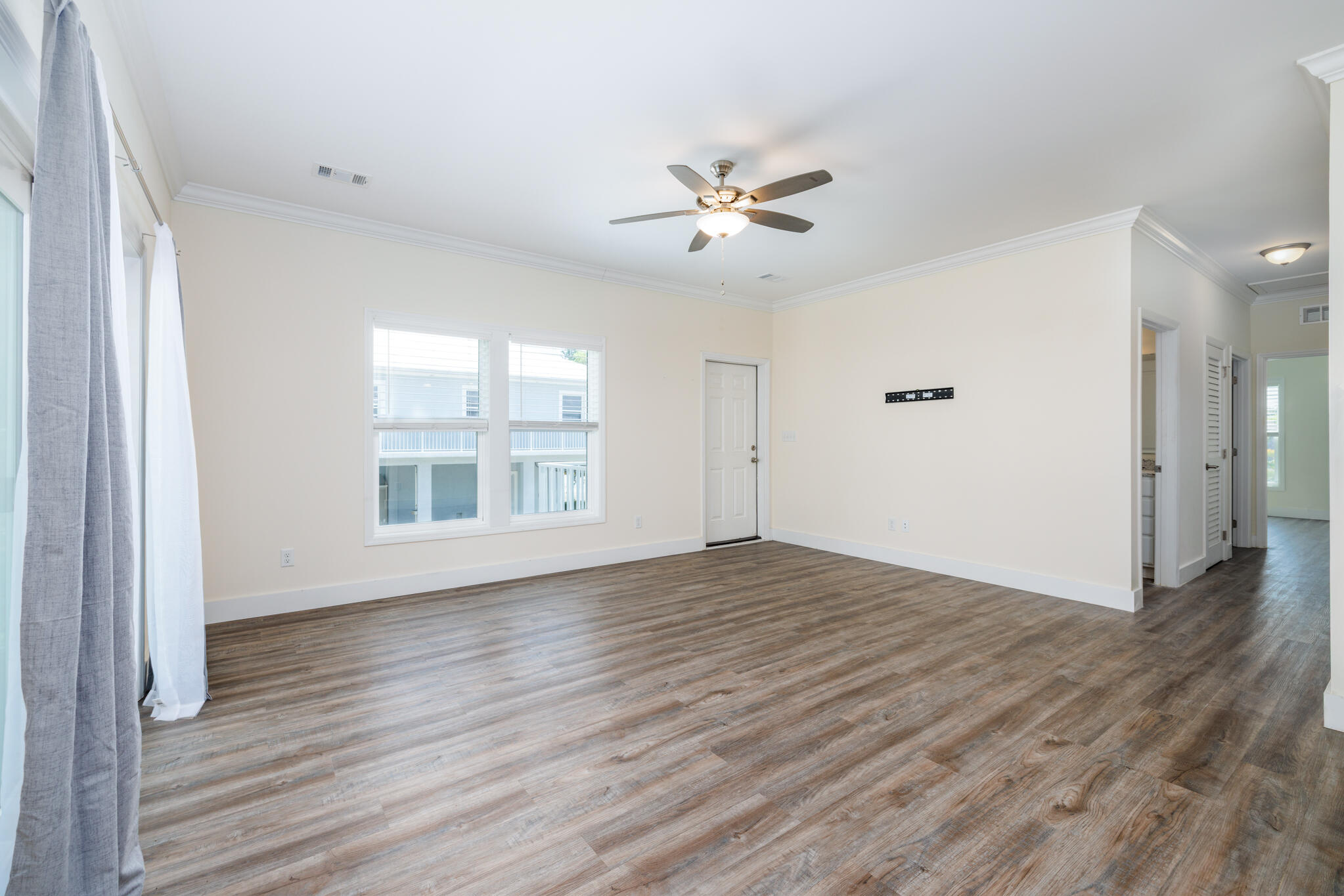29667 Flying Cloud Avenue Property Photo 10