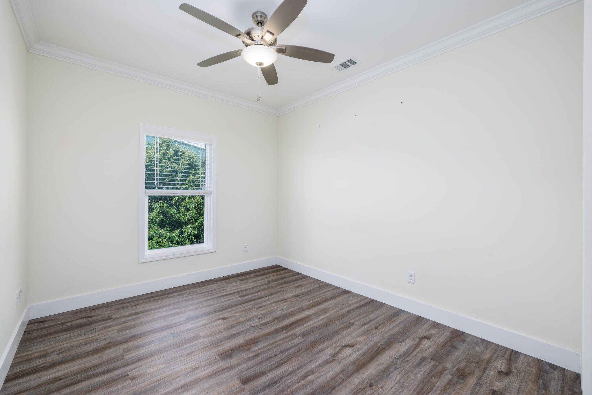 29667 Flying Cloud Avenue Property Photo 25