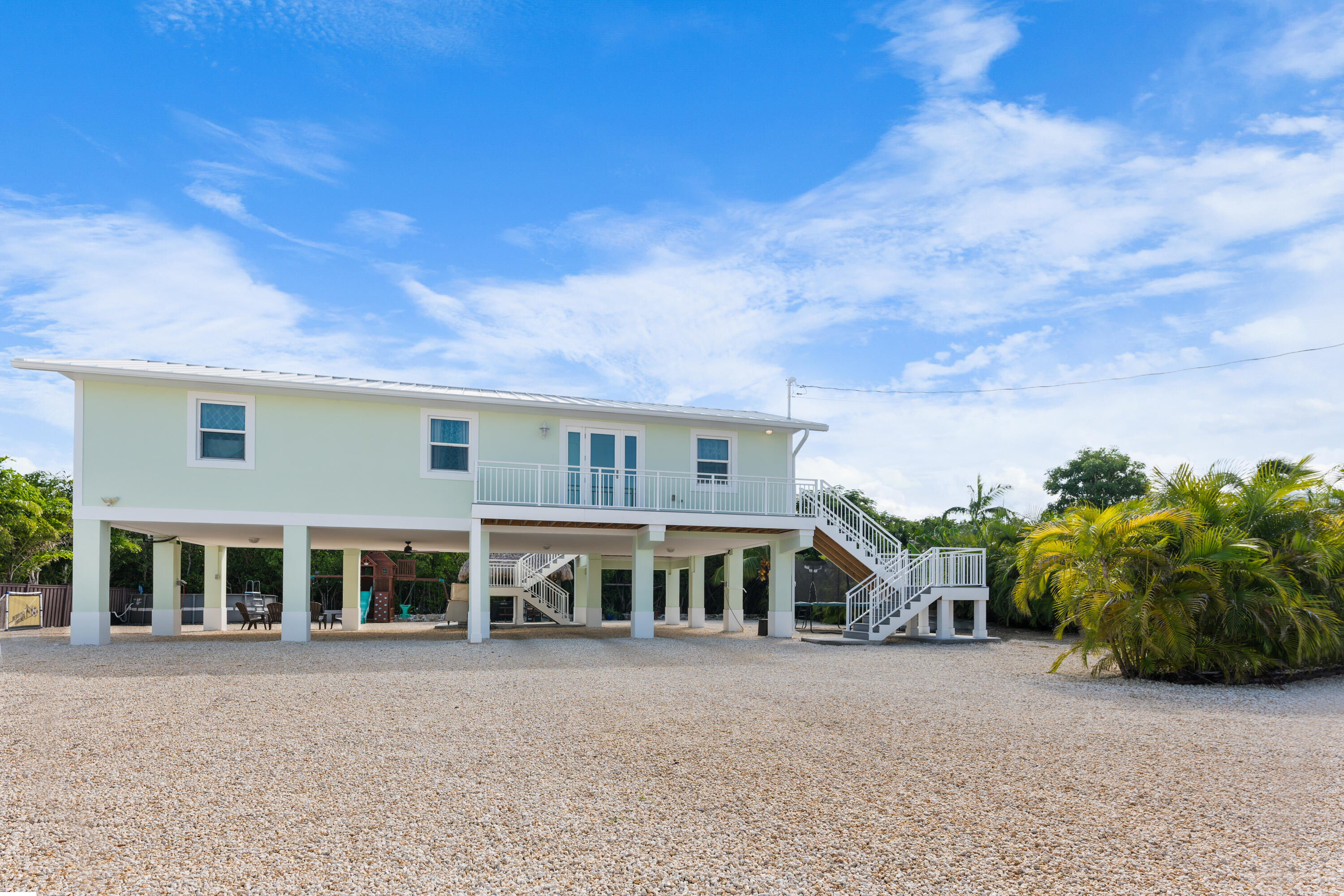 1325 Avenue H Property Photo 3