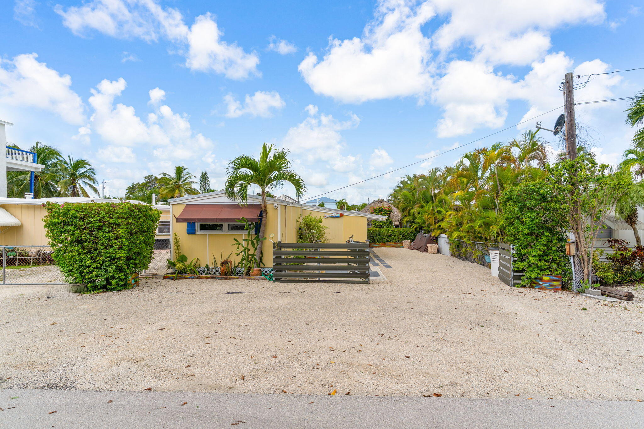 8 Grassy Road Property Photo 1