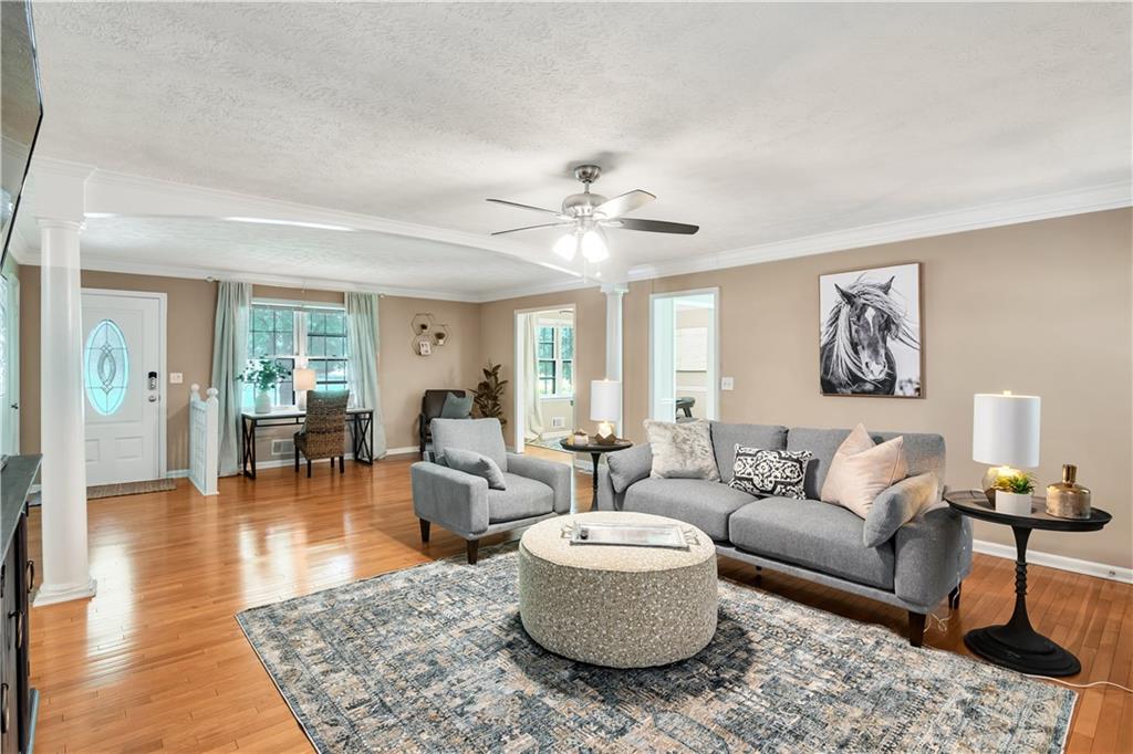 6827485 Property Photo 2