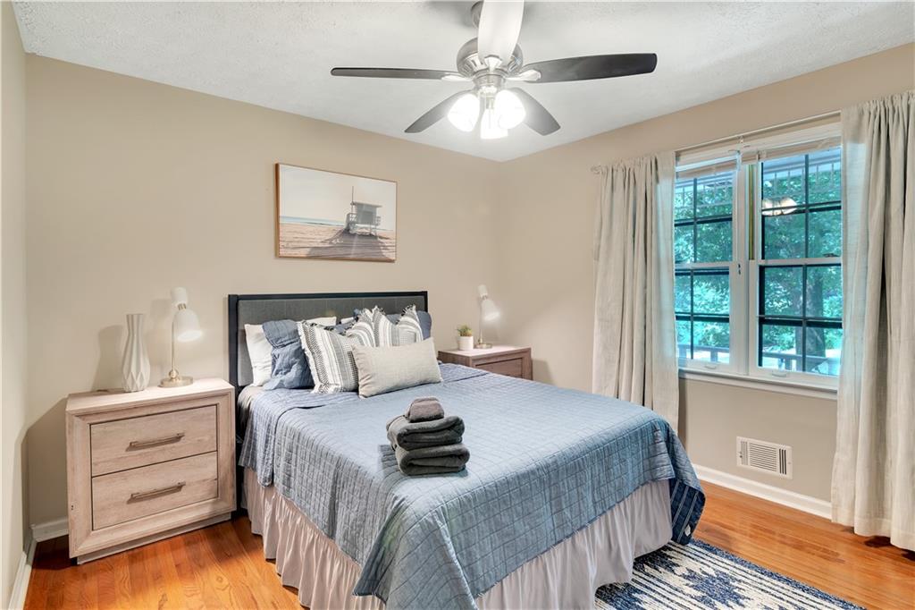 6827485 Property Photo 8