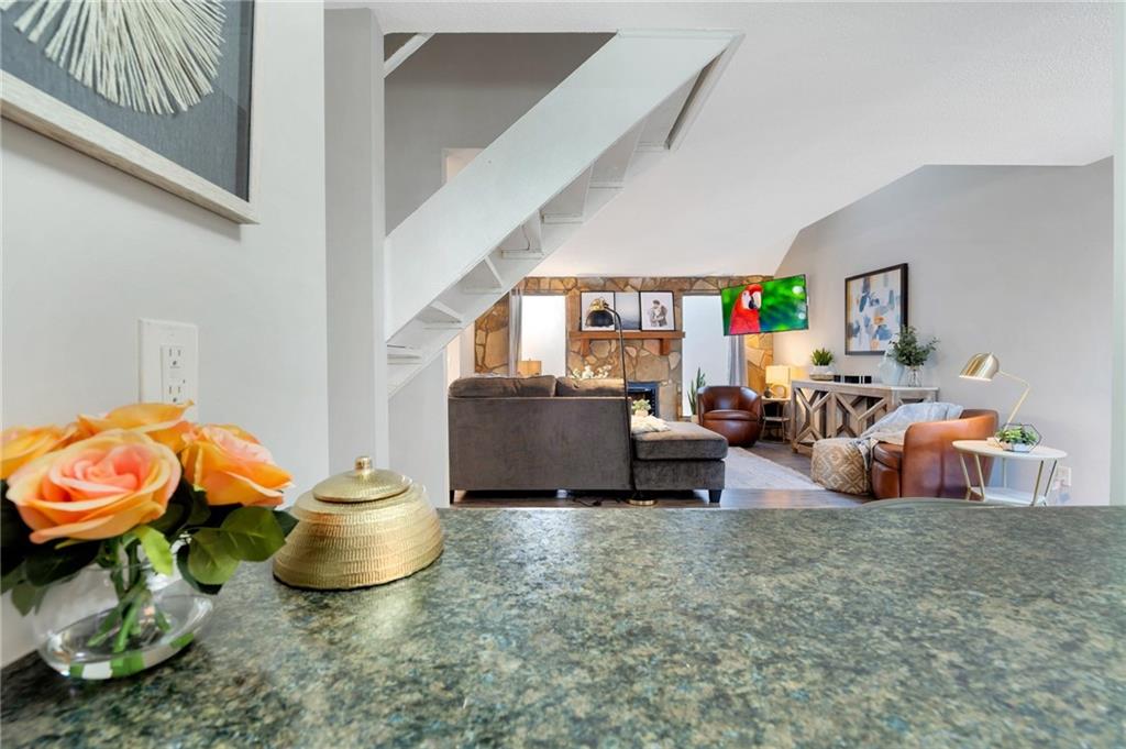 6827577 Property Photo 9