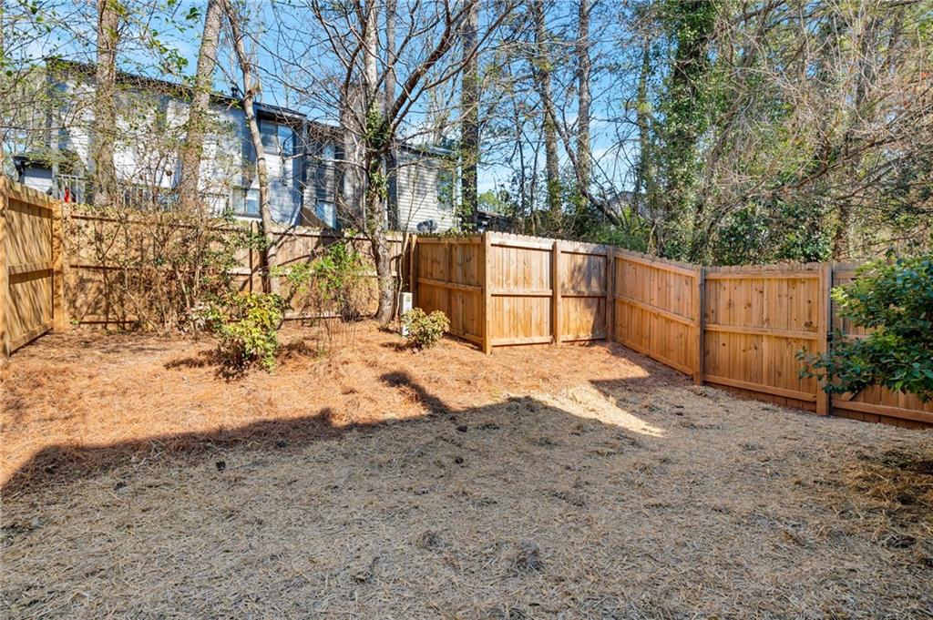 6827577 Property Photo 16