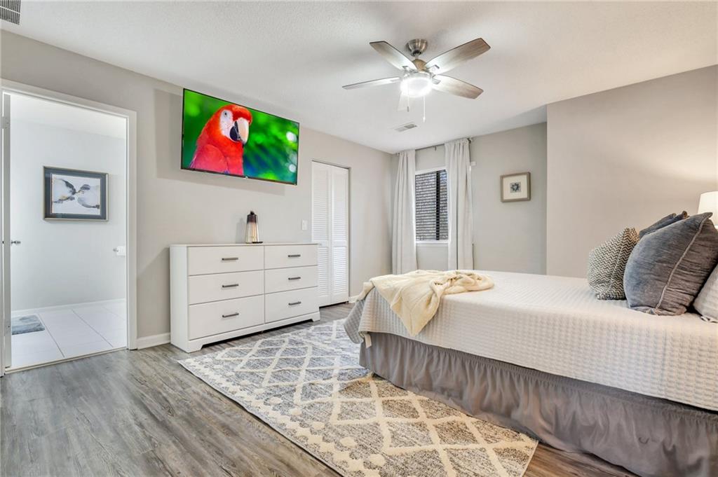 6827577 Property Photo 20