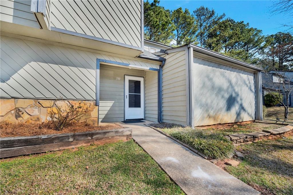 6827577 Property Photo 25