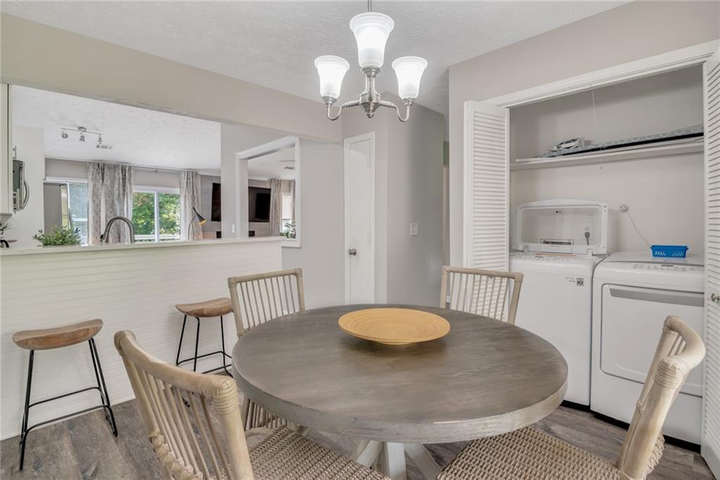 6827587 Property Photo 9