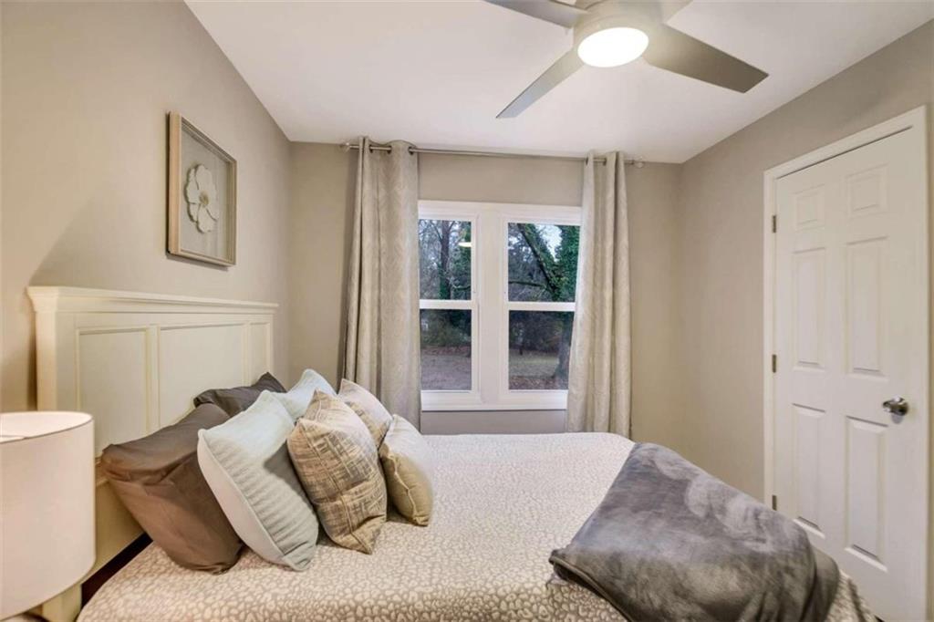 6896701 Property Photo 18