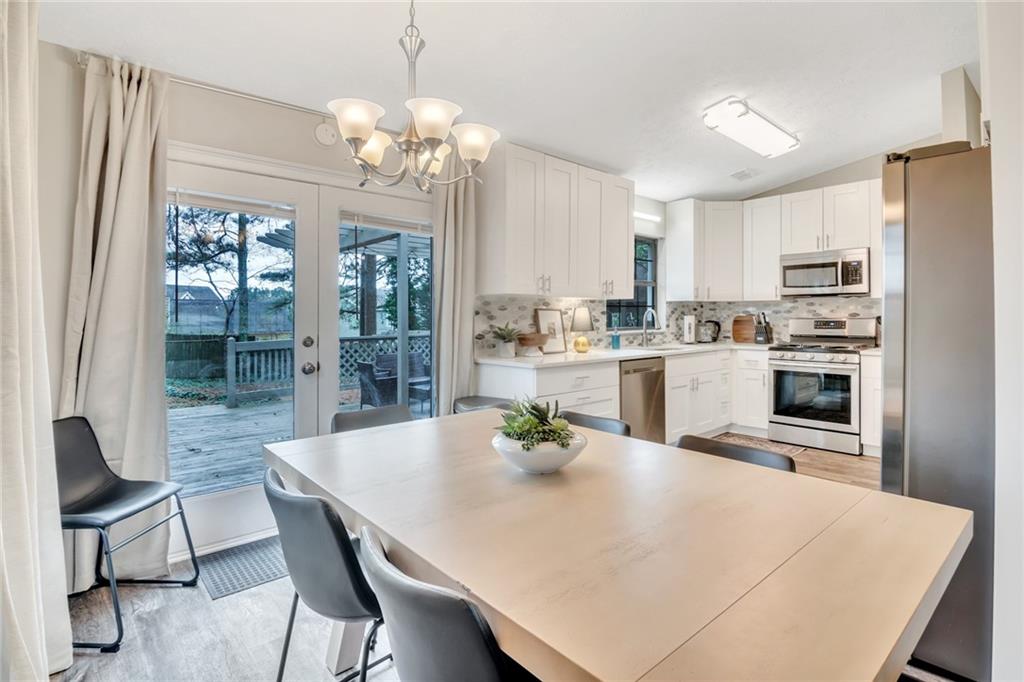 6896824 Property Photo 9