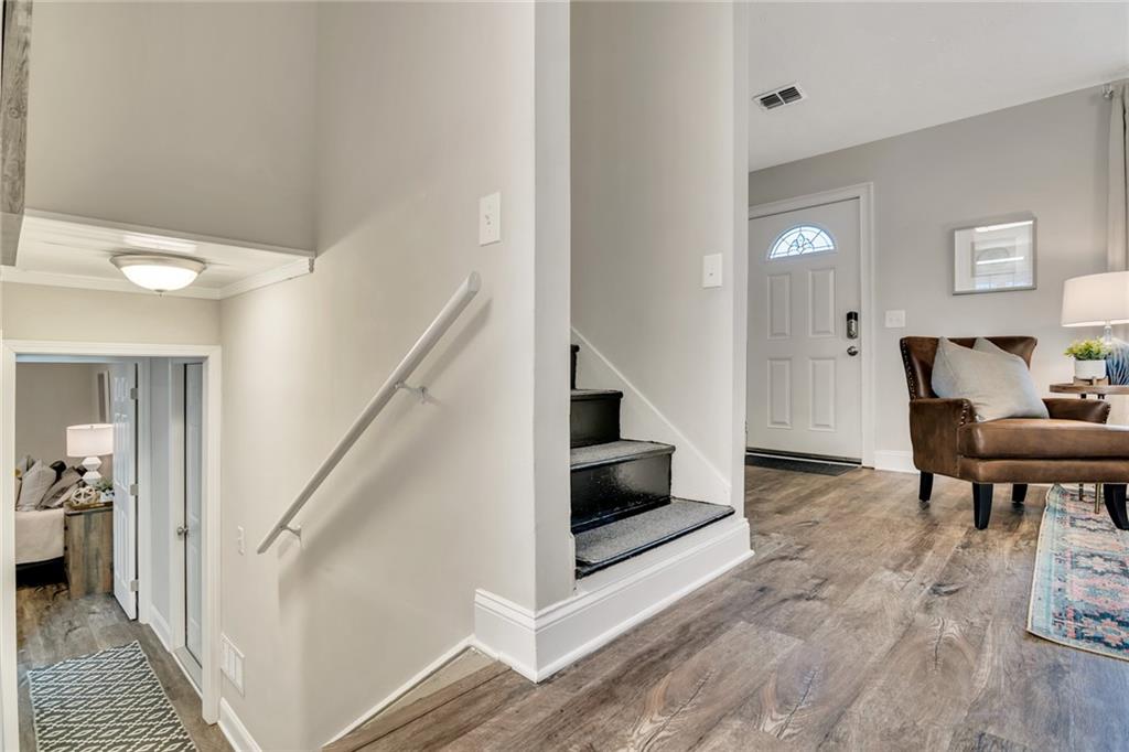 6896824 Property Photo 11