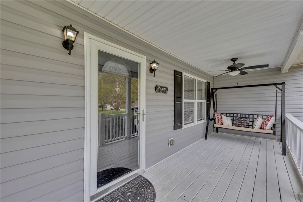 4669 Emerald Willow Drive Property Photo 3