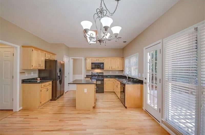 7045800 Property Photo 21