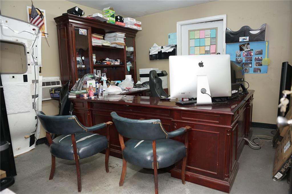 1010 White Road Property Photo 11