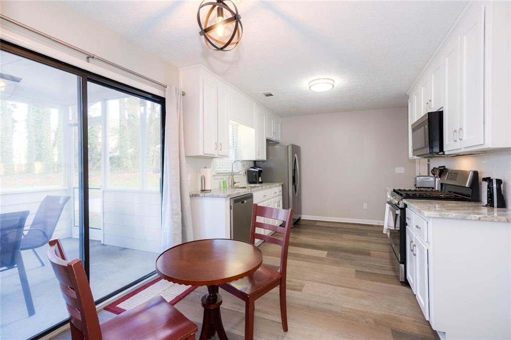302 Independence Way Property Photo 23