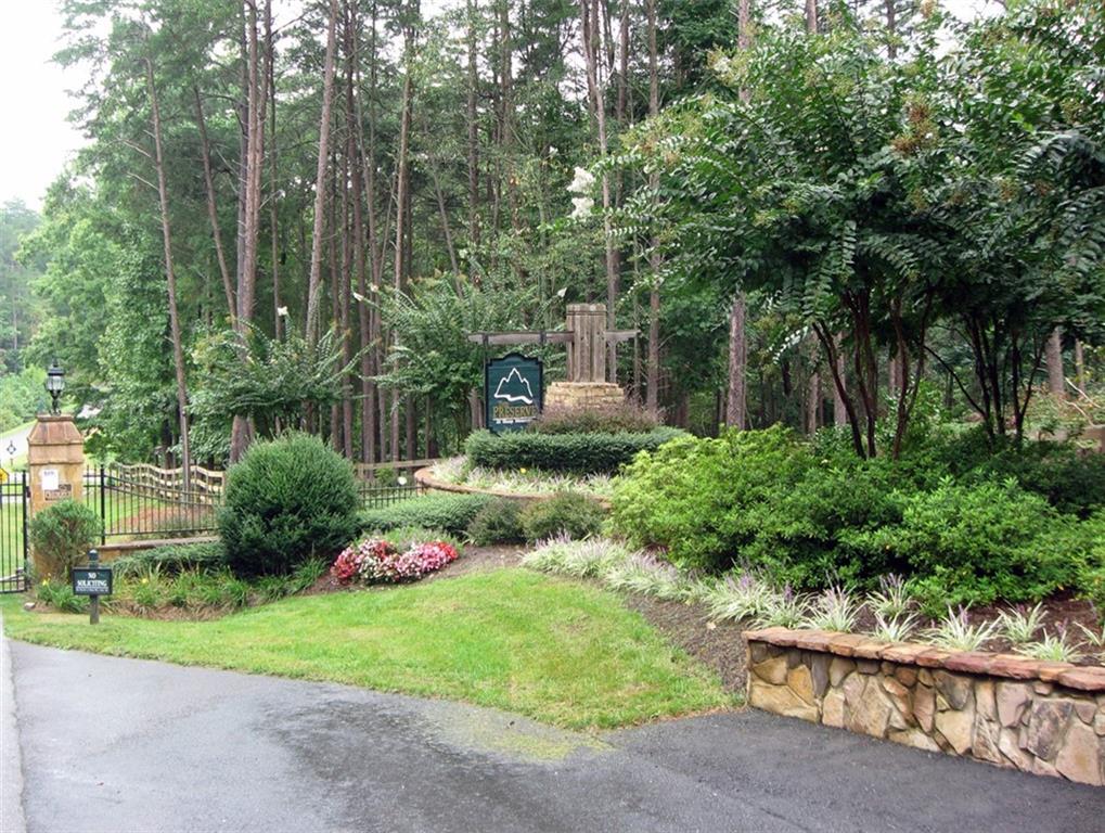 107 Sharp Mountain Parkway Property Photo 3