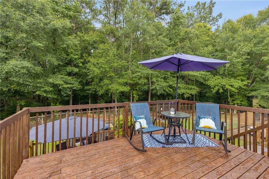 11 Starlyn Trace Property Photo 28