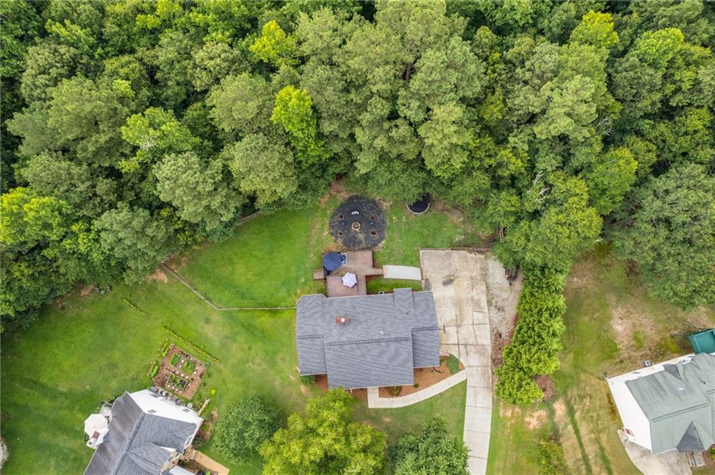 11 Starlyn Trace Property Photo 36
