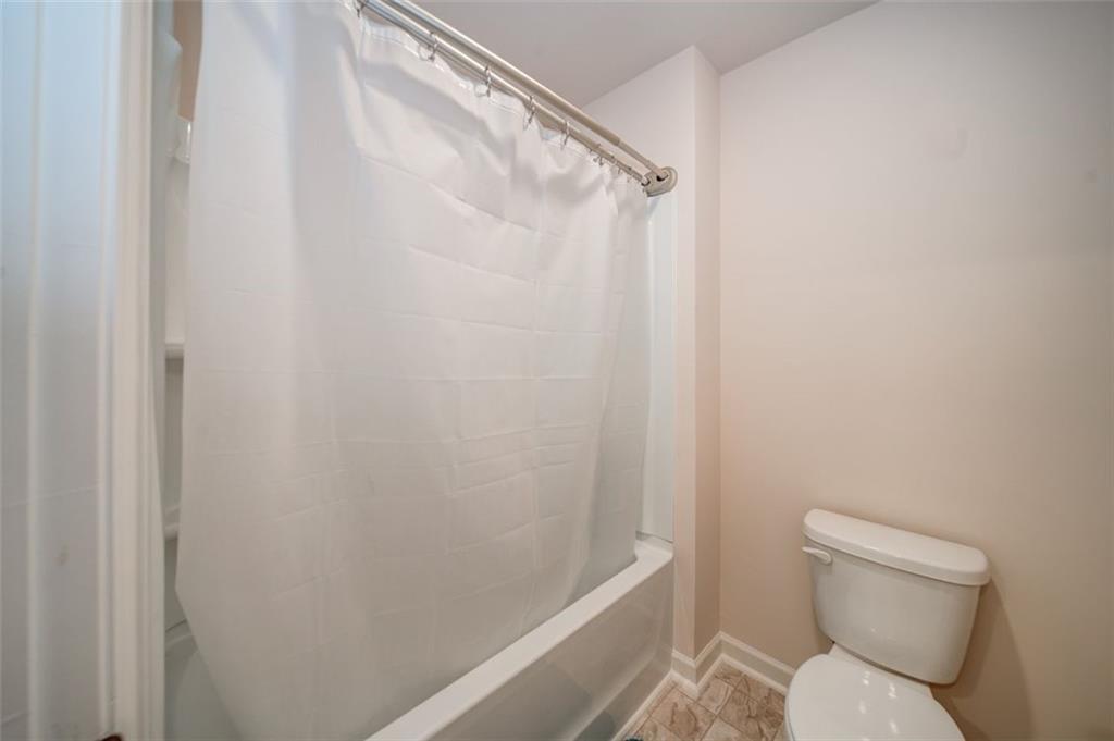 454 Sweet Bay Ln Property Photo 32