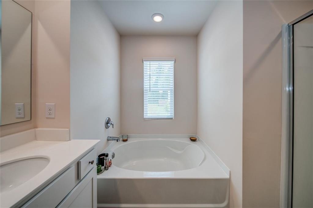 454 Sweet Bay Ln Property Photo 38