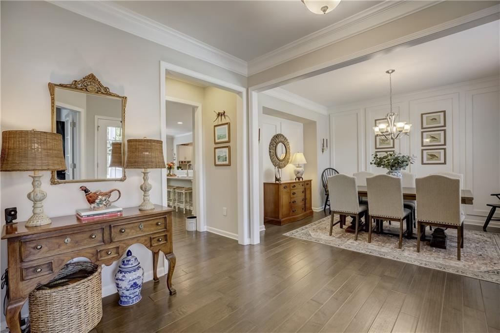 977 Woodbury Road Property Photo 10